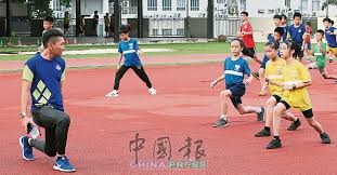 解析博弈中的“路径依赖”：为什么你一旦习惯某种摆法就很难改变？（博弈中的路径依赖：为何一旦习惯某种下法便难以更改？）